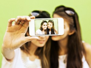 Estudio chileno reveló el lado "B" de las selfies