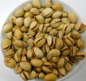 Cuida tu piel y reduce el riesgo de enfermedades cardíacas con los pistachos