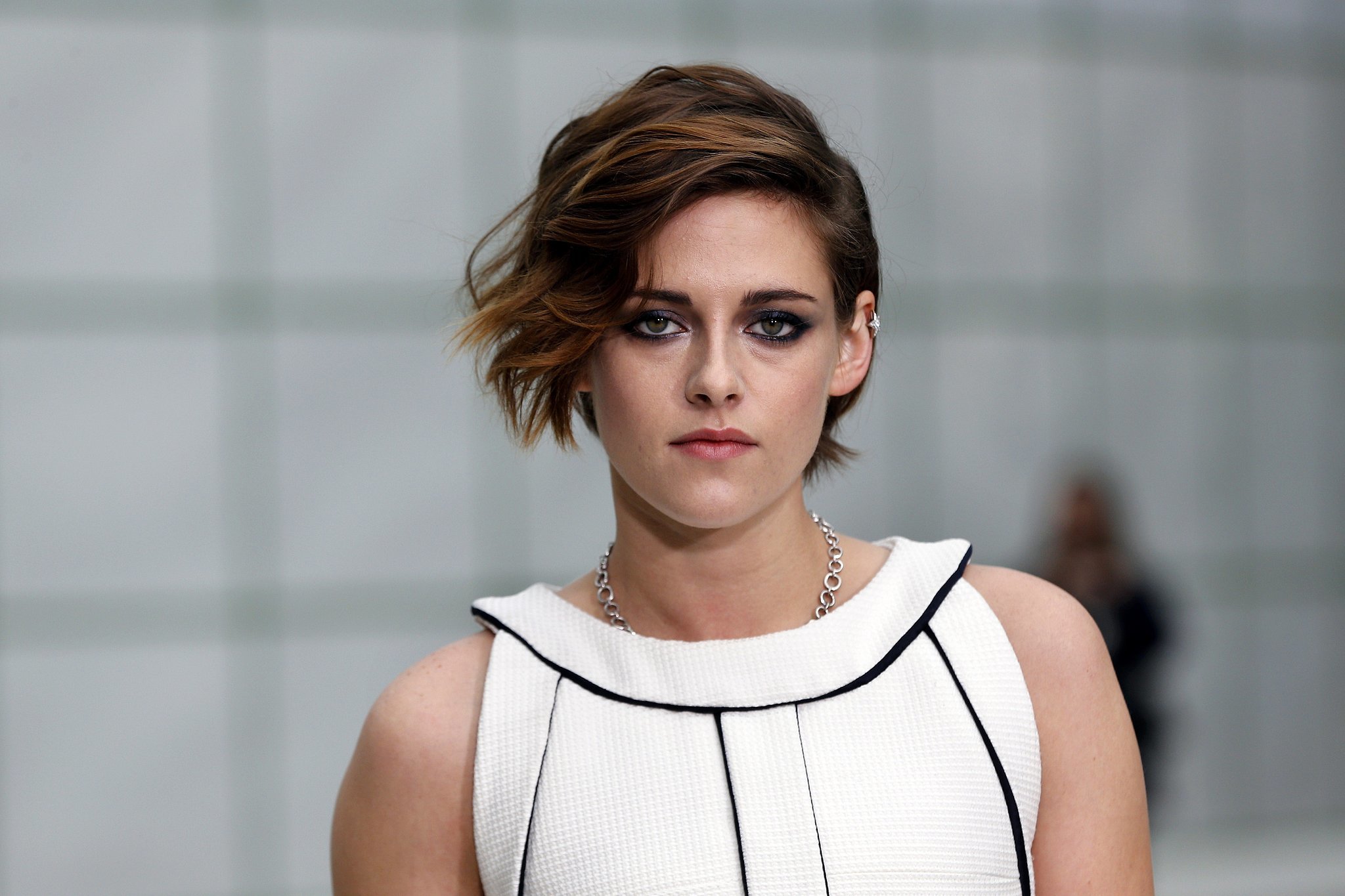 ¡Kristen Stewart sorprendió con nuevo y arriesgado look!