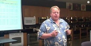 Hombre bajó de peso gracias a su perro