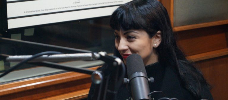 Mon Laferte en Levantados: "Escribo canciones según las cosas que voy viviendo"