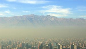 Mala calidad del aire complica a ciudades del centro y sur de Chile