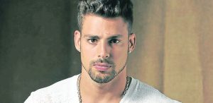 ¿Recuerdas a Jorgito de "Avenida Brasil"? Sorprende en redes sociales por sensuales fotos