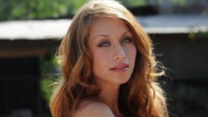 Ingrid Aceitón sorprendió con nuevo look