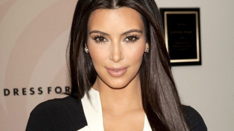 Nontouring, la nueva tendencia en maquillaje que sigue Kim Kardashian