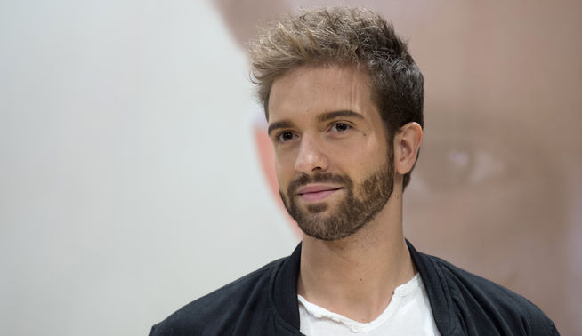 Pablo Alborán nos sorprende con osada foto