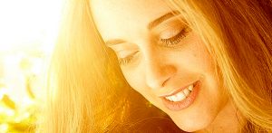 ¡Exclusivo! ¡Así reaccionó Tommy Torres al escuchar "Aquí me tienes", de Consuelo Schuster!