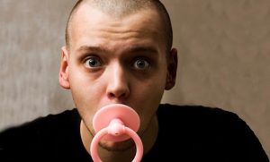 Los hombres terminan de madurar ¡a los 43 años!