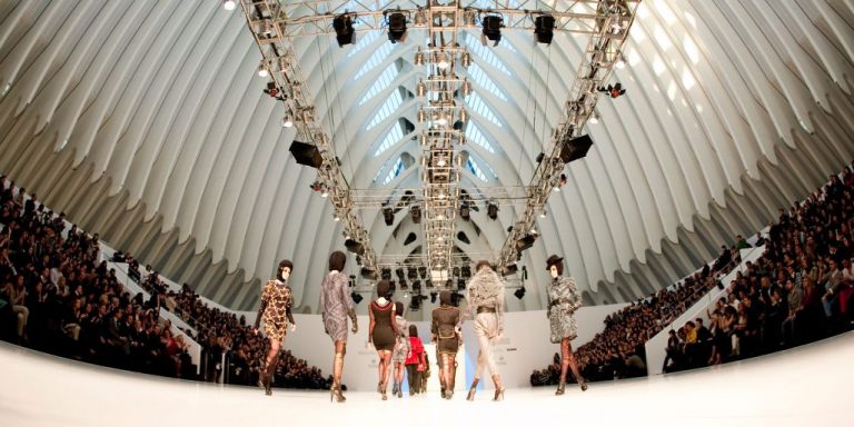 Reconocida modelo sorprendió con el look que está de moda