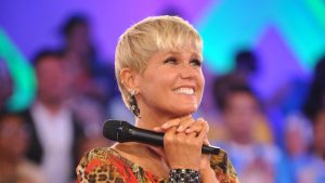 ¡Xuxa luce irreconocible look a sus 53 años!