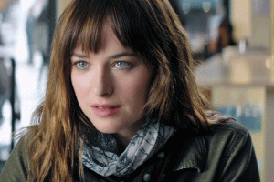 Actriz de "50 sombras de Grey" vive una pena de amor