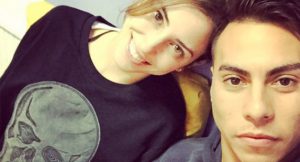 Polola de Edu Vargas muestra su guatita de embarazo