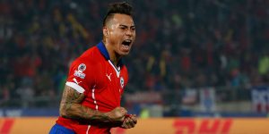 ¡Felicidades! Eduardo Vargas presentó a su hijo recién nacido en redes sociales