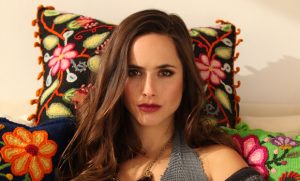 Juanita Ringeling se la jugó haciendo topless en EE.UU.