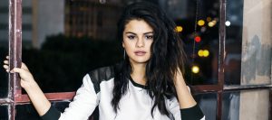 Sorprenden a Selena Gomez con reconocido futbolista