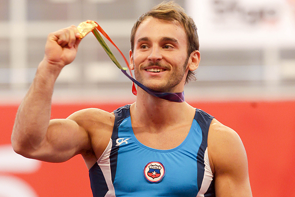 ¡Felicitaciones a Tomás González por su medalla de oro!
