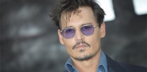 Extrema delgadez de hija de Johnny Depp causa impacto en sus cercanos