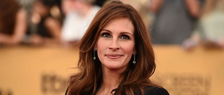¡La amamos! Julia Roberts luce sus piernas con celulitis