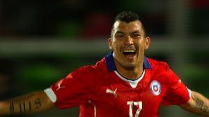 El divertido tweet de Gary Medel después del triunfo de la Roja