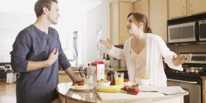 ¿Peleas con tu pareja cuando llegas a casa?