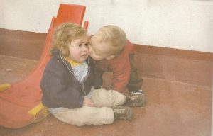 ¿Cómo enseñarle a un niño a pedir perdón?