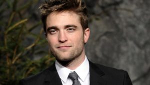 ¡Irreconocible! El radical cambio físico de Robert Pattinson para su nueva cinta