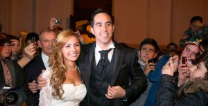 Así disfrutan su amor Carla Pardo y Claudio Bravo en el sur de Chile