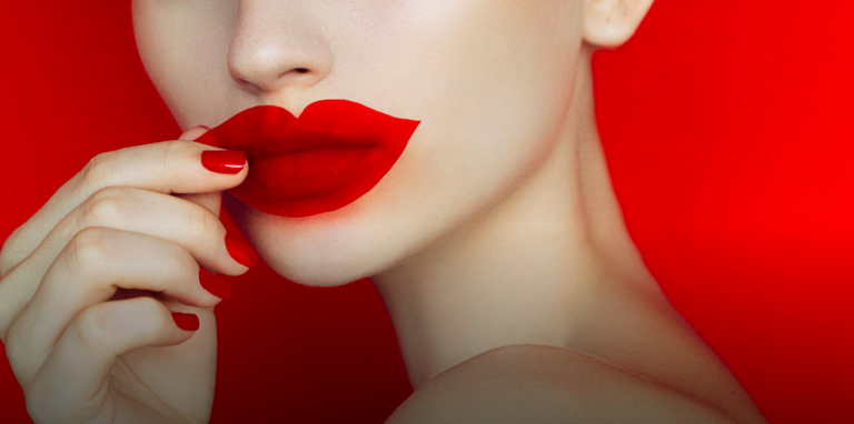 Parches labiales, la nueva tendencia de las famosas para tener una boca soñada