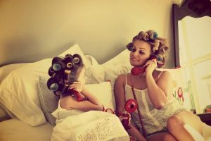 Corte de pelo para mamás: conoce la polémica de belleza del momento