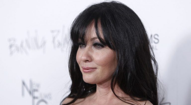 Shannen Doherty afirma que su cáncer de seno entró en remisión