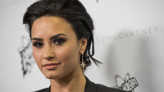 ¿Demi Lovato encontró un nuevo amor?