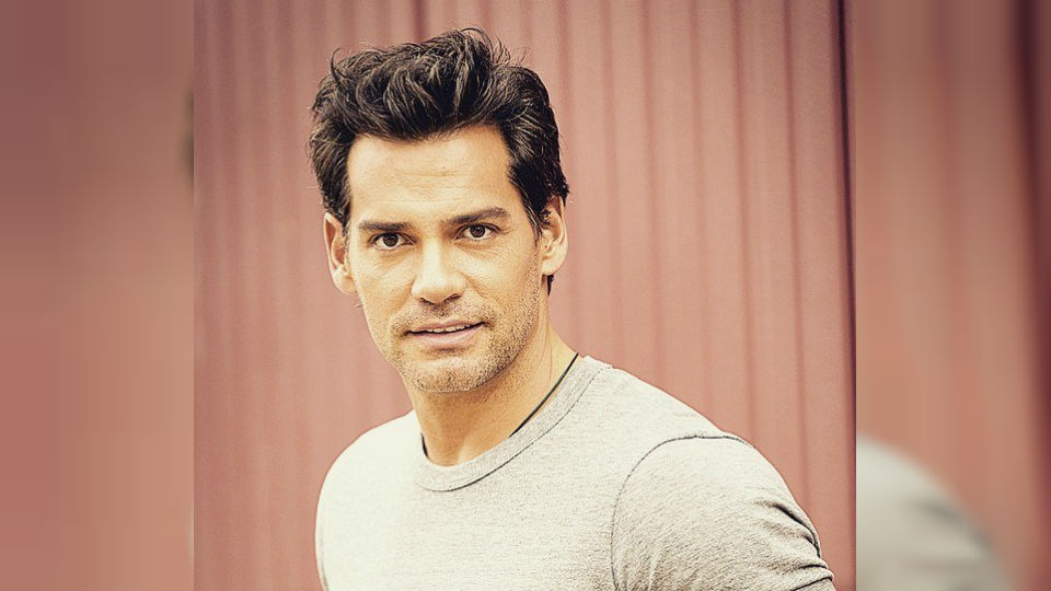 Cristián de La Fuente desmintió supuesta agresión a actriz