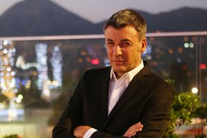 Conoce la gran pena de Yann Yvin