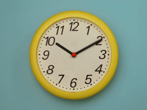 ¿Cómo configurar tu celular con el cambio de hora?