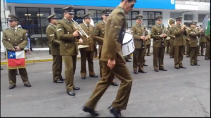 Carabinero se luce bailando rancheras y causa sensación en Internet