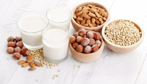 Conoce sobre las leches vegetales y prepáralas en casa con estas recetas