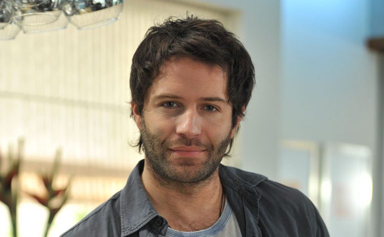 ¿Nuevo talento? Cristián Arriagada se la juega con estos movimientos de baile