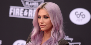 Kesha sorprende en redes sociales con su radical cambio de peso