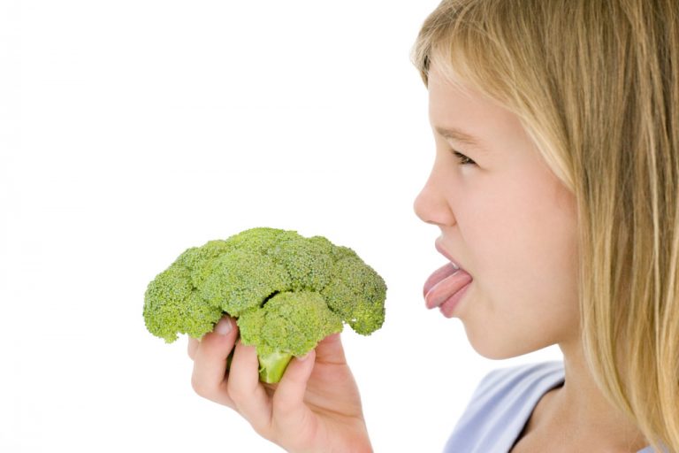 Verduras y pescados: ¿por qué no les gustan a todos los niños?