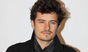 Los mejores memes y reacciones tras el desnudo de Orlando Bloom