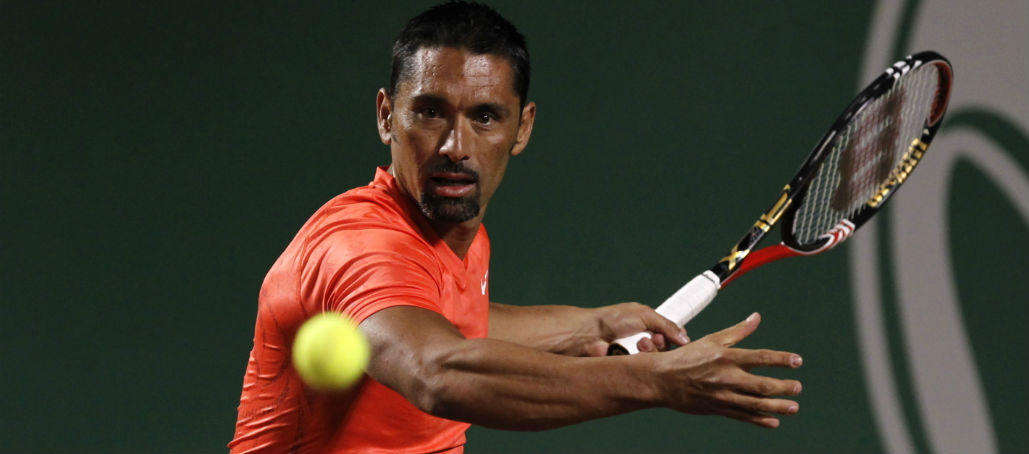 Chino Ríos fue visto mostrando una nueva faceta en las calles de Santiago