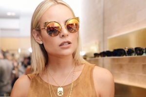 Esta es la nueva tendencia en lentes de sol de las famosas