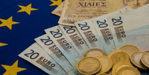 Conoce el país que les paga a los jóvenes al cumplir 18 años