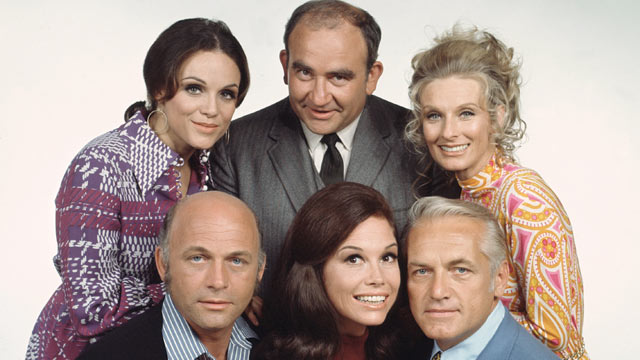 gty_cast_mary_tyler_moore_lpl_130306_wmain