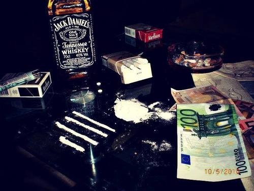 Se crea fundación para mujeres alcohólicas en honor a fallecida cantante