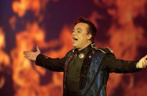 Así los artistas de todo el mundo despiden a Juan Gabriel