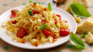 ¿Aburrid@ de los clásicos tallarines? ¡Prueba estas recetas de pastas y salsas!