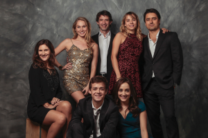 Actrices de "Sres. papis" disfrutaron en concierto de Ricky Martin