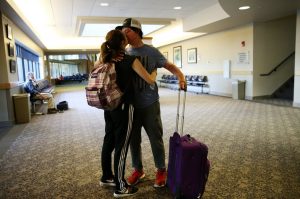 Joven encuentra el amor gracias a un incendio