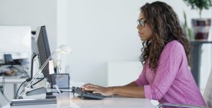 ¿Pasas mucho tiempo sentad@? Entonces debes leer esto